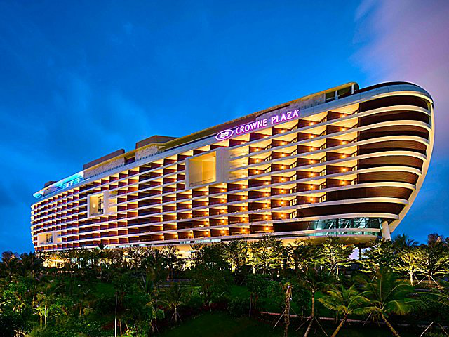 三亚海棠湾仁恒皇冠假日酒店